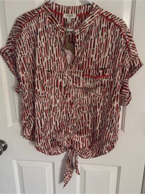 Umgee Red and White Abstract Tie-Front Blouse